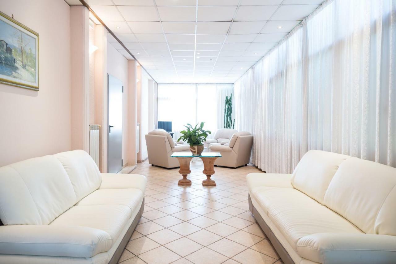 Ambasciatori Hotel 3*